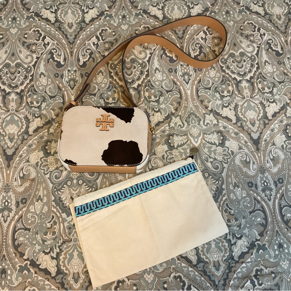 New Tory Burch McGraw Calf Hair Crossbody Camera Bag Rare - Picture 7 of 15